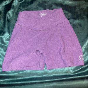 Bombshell scrunch shorts